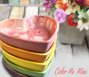 Sugarland - Color Me Mine Candy Heart Bowls